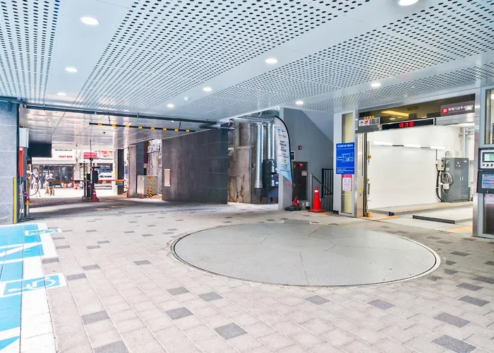 Plaza C * Seul
